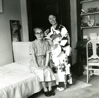 Photo Album, Cho Yamamoto and her daughters, Yuki and Fumi Yamamoto, Image 1