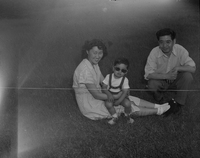 Chicago Buddhist Church [Picnic], July 4, 1948, Item 4: Florence Oshita, Yutaka Oshita