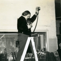 http://digitalcollections.jasc-chicago.org/TEMPfiles/RG10_b2_f09_018_Lo_Workshop1972.jpg